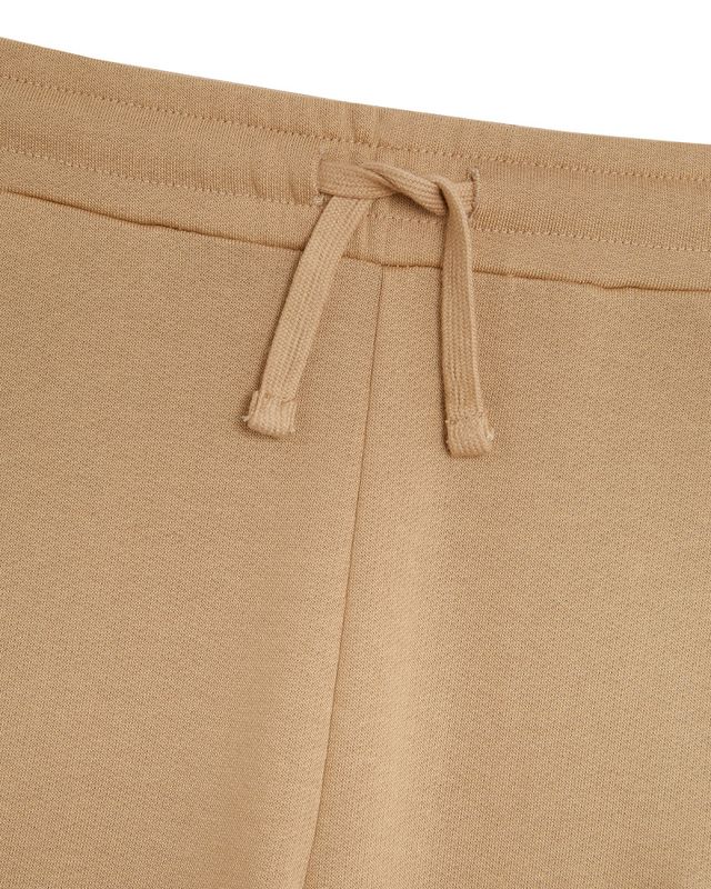 Lyle & Scott script embroidered sweatpant sandstorm